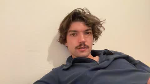 just_a_guy_with_a_big_cock online show from November 2, 2025, 7:05 pm