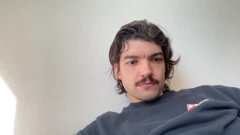 just_a_guy_with_a_big_cock online show from March 3, 2026, 10:32 am