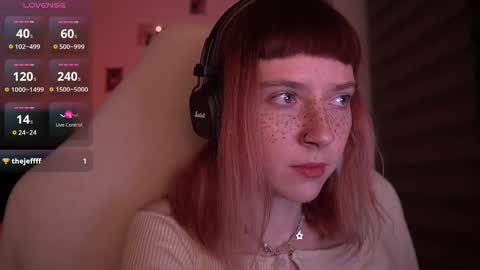 Julia online show from December 7, 2024, 3:58 am