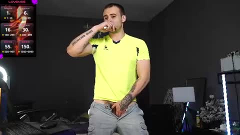 Snapshot of just_hairy_man chatting on June 16, 2026, 7:16 pm Kurt online show from June 16, 2026, 7:16 pm