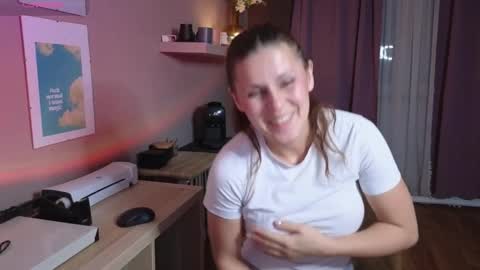 just_honey4u online show from October 2, 2025, 8:27 pm
