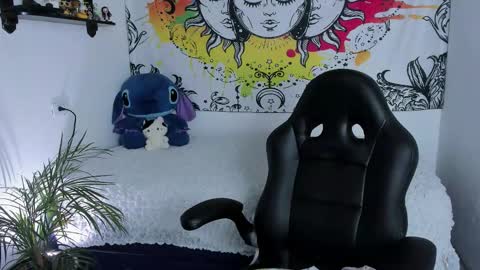 Sofia online show from November 10, 2025, 12:42 am