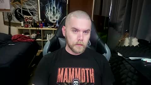 Ryan online show from September 19, 2025, 1:18 am