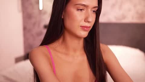 Katarina online show from November 9, 2025, 8:18 pm