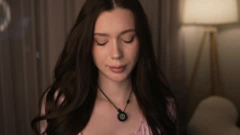 Snapshot of justbarbie_new_ chatting on May 18, 2026, 7:09 pm Katarina online show from May 18, 2026, 7:09 pm