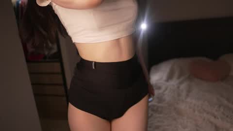 Snapshot of justbarbie_new_ chatting on May 29, 2026, 8:40 pm Katarina online show from May 29, 2026, 8:40 pm