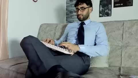 Snapshot of justdavid_ chatting on March 4, 2026, 10:05 pm David online show from March 4, 2026, 10:05 pm