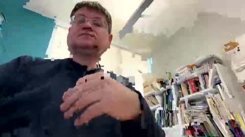 justfunguy221287 online show from April 7, 2026, 8:09 pm