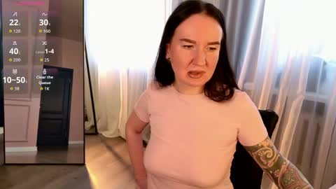 Miss Grace online show from April 17, 2026, 7:33 am