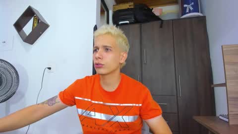 Snapshot of justin_biker chatting on October 31, 2025, 11:33 am justin_biker online show from October 31, 2025, 11:33 am