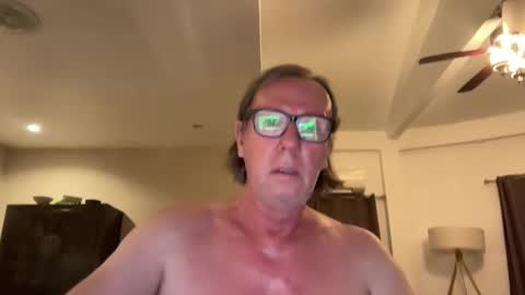 Snapshot of justin_hornyyyy chatting on December 19, 2025, 11:28 am justin_hornyyyy online show from December 19, 2025, 11:28 am