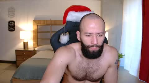 Snapshot of justin_hton chatting on December 1, 2025, 11:59 am Justin online show from December 1, 2025, 11:59 am