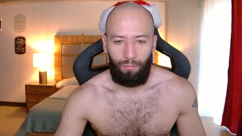 Snapshot of justin_hton chatting on December 19, 2025, 12:01 pm Justin online show from December 19, 2025, 12:01 pm