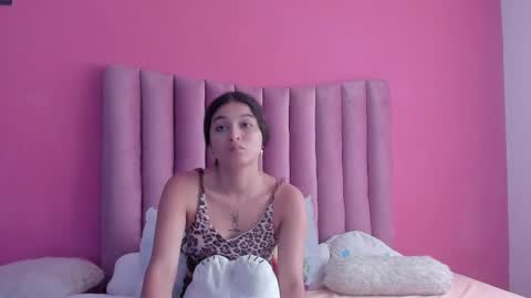 Snapshot of justin_jazmin chatting on December 27, 2024, 6:42 pm JUSTIN Y JAZMIN online show from December 27, 2024, 6:42 pm