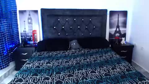 JUSTIN online show from December 23, 2025, 2:53 am