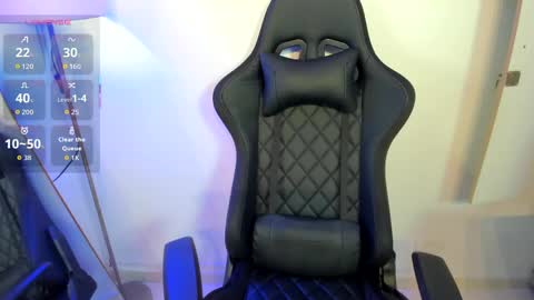 justin_payn14 online show from May 8, 2026, 11:48 am