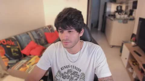 Diego online show from November 1, 2025, 9:50 pm