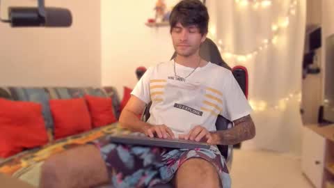 Diego online show from December 16, 2025, 9:20 pm