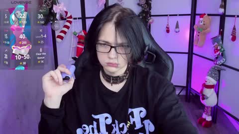 Snapshot of justin_twinkboy chatting on January 5, 2025, 8:10 pm JUSTIN online show from January 5, 2025, 8:10 pm
