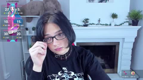 Snapshot of justin_twinkboy chatting on January 12, 2025, 7:53 pm JUSTIN online show from January 12, 2025, 7:53 pm