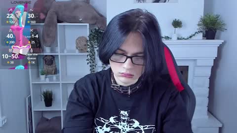Snapshot of justin_twinkboy chatting on January 17, 2025, 8:11 pm JUSTIN online show from January 17, 2025, 8:11 pm