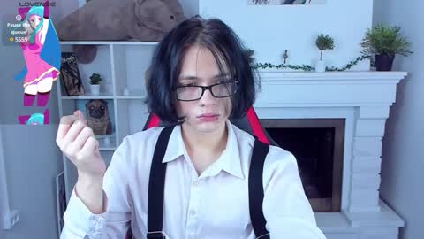 Snapshot of justin_twinkboy chatting on January 19, 2025, 7:47 pm JUSTIN online show from January 19, 2025, 7:47 pm