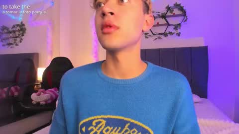 Justin online show from October 21, 2025, 11:11 am