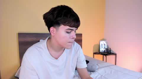 Justin online show from March 2, 2025, 12:22 pm