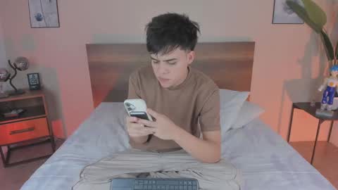 Justin online show from September 13, 2025, 12:38 pm