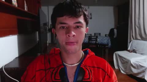 Justine online show from October 14, 2025, 4:13 am