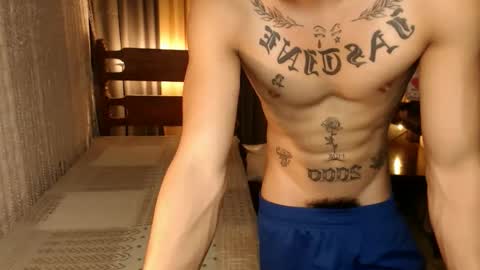 justine_hunk online show from February 23, 2025, 8:39 am