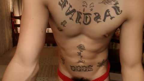 justine_hunk online show from October 2, 2025, 5:58 am