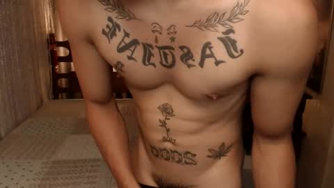 Snapshot of justine_hunk chatting on June 13, 2026, 7:28 am justine_hunk online show from June 13, 2026, 7:28 am