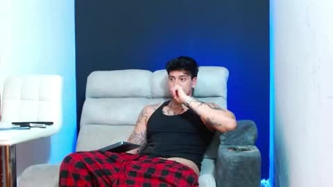 Snapshot of justinfuller_31 chatting on April 30, 2026, 8:57 pm justinfuller_31 online show from April 30, 2026, 8:57 pm