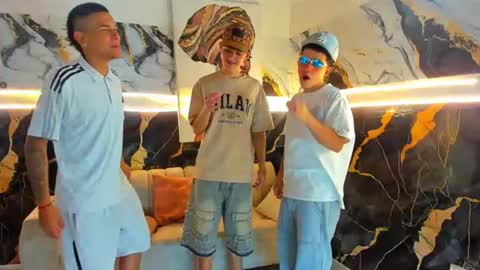 justingtime21 online show from June 11, 2026, 9:46 pm