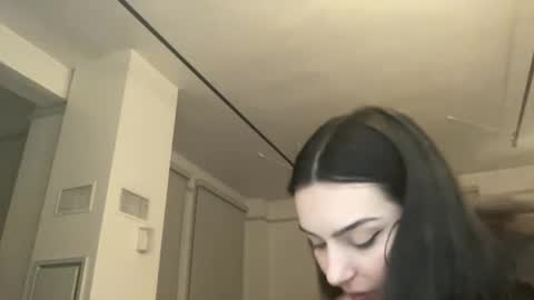 Jess online show from December 11, 2024, 2:30 am