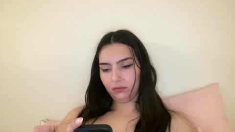 Jess online show from January 3, 2025, 4:22 am