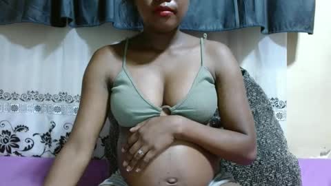 Justlhot online show from January 18, 2025, 2:03 am