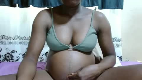 Justlhot online show from February 8, 2025, 7:04 am