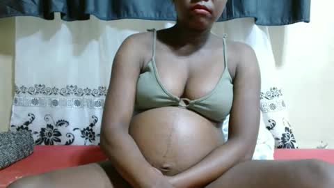 Justlhot online show from February 19, 2025, 1:39 pm