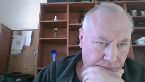Snapshot of justme196756 chatting on January 15, 2025, 8:26 pm justme196756 online show from January 15, 2025, 8:26 pm