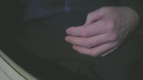 Snapshot of justme39057 chatting on December 17, 2024, 5:36 pm Justme39057 online show from December 17, 2024, 5:36 pm