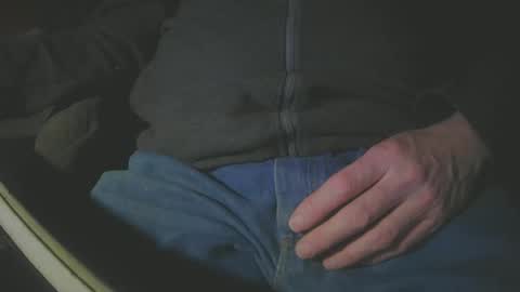 Snapshot of justme39057 chatting on January 18, 2025, 9:13 pm Justme39057 online show from January 18, 2025, 9:13 pm