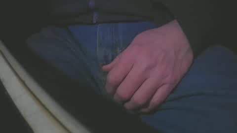 Snapshot of justme39057 chatting on February 5, 2025, 10:12 pm Justme39057 online show from February 5, 2025, 10:12 pm