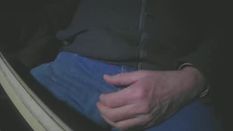 Snapshot of justme39057 chatting on February 19, 2025, 9:58 pm Justme39057 online show from February 19, 2025, 9:58 pm