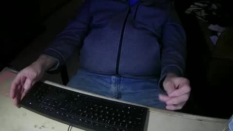 Snapshot of justme39057 chatting on October 6, 2025, 7:22 pm Justme39057 online show from October 6, 2025, 7:22 pm