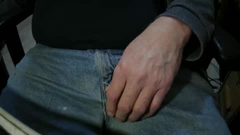 Snapshot of justme39057 chatting on October 22, 2025, 6:51 pm Justme39057 online show from October 22, 2025, 6:51 pm