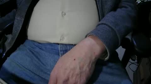 Snapshot of justme39057 chatting on October 29, 2025, 6:09 pm Justme39057 online show from October 29, 2025, 6:09 pm