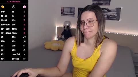 Julie online show from February 3, 2025, 4:57 am