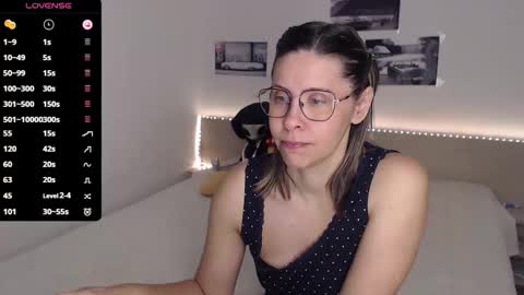 Julie online show from October 27, 2025, 4:49 am